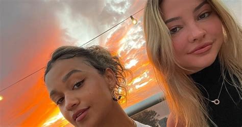 Are Outer Banks Stars Madelyn Cline And Madison Bailey Friends In Real