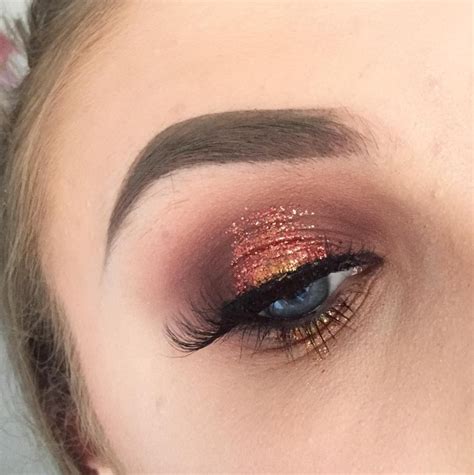 Halo Eye Makeup Is A Heavenly New Beauty Trend Beauty