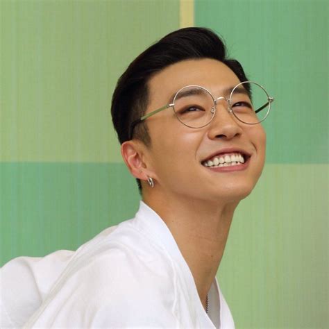 Basically Just 20 Photos Of Yongguk S Famous Gummy Smile Koreaboo