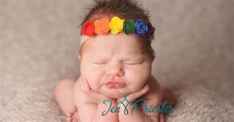 Her Newborns Photo Shoot Honors Her Miscarried Baby In A Beautiful Way
