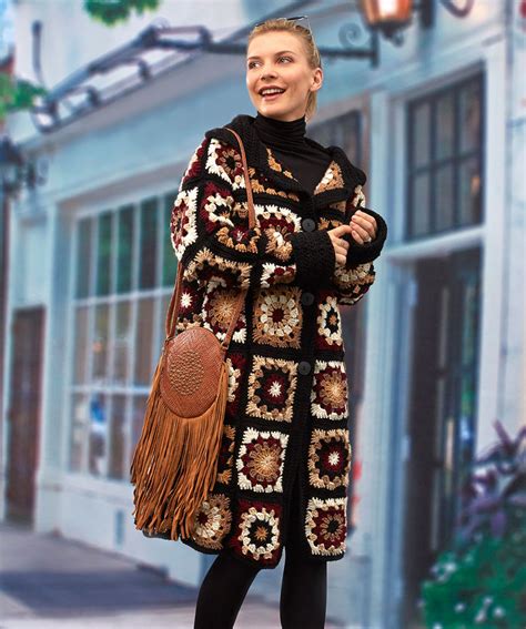 Granny Square Coat Free Crochet Patterns ⋆ Crochet Kingdom