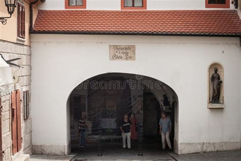 Tourists Passing By Kamenita Vrata The Zagreb Stone Gate A Gate In