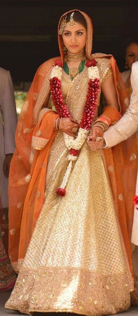 soha ali khan weds kunal khemu in celebrity mumbai wedding
