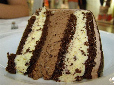 Dark chocolaty child shake, topped with crushed chocolate. Family Aku....: Celebrate Anniversary di Secret Recipe.....