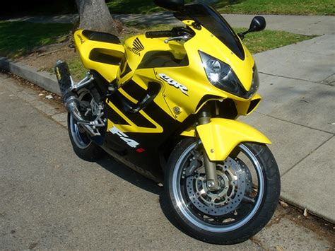 It is now capable of producing 215 hp, which is a serious increase compared to the last model. F/S: Yellow Honda CBR 600F4i MINT in SoCal - Sportbike ...