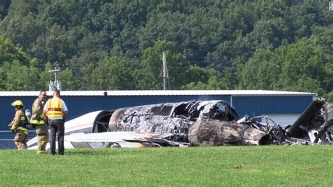 dale earnhardt jr survives plane crash at small tennessee airport officials say cnn