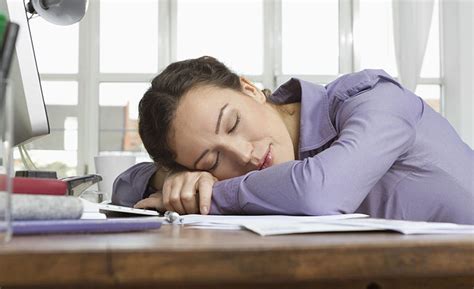 How Sleep Deprivation Could Be Affecting Your Performance Work