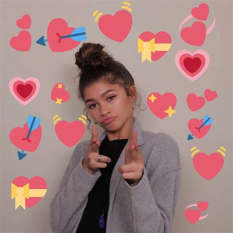 Enjoy this compilation of their cutest moments together! Pin by hamas naser on zendaya | Zendaya, Heart meme, Cute ...