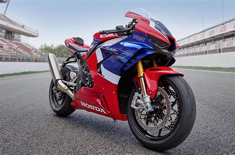 Honda Is Set To Release A Beefed Up 2021 Cbr1000rr R Fireblade Motodeal