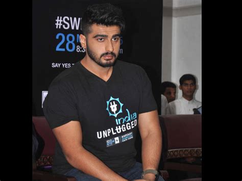 Arjun kapoor (born 26 june 1985) is an indian film actor who appears in hindi films. Arjun Kapoor new hairstyle see pictures - Hindi Filmibeat