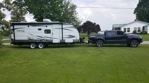 What is the Towing Capacity of 2017 Toyota Tacoma V6? Read here