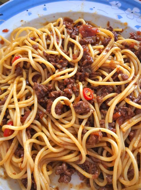 Spicy Spaghetti Bolognese Recipe Image By Natalie D Pinch Of Nom