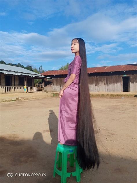 Pin Oleh Self Di Myanmar Long Hair Girl May Thuzar Linn Kecantikan Rambut Rambut Panjang