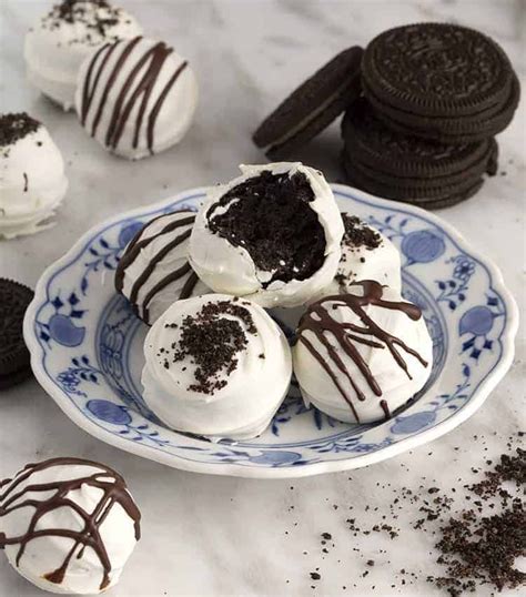 These Delicious Oreo Balls Come Together With No Baking And Only Three