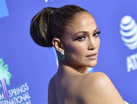 Top 20 Iconic Jennifer Lopez Hairstyles Of All Time