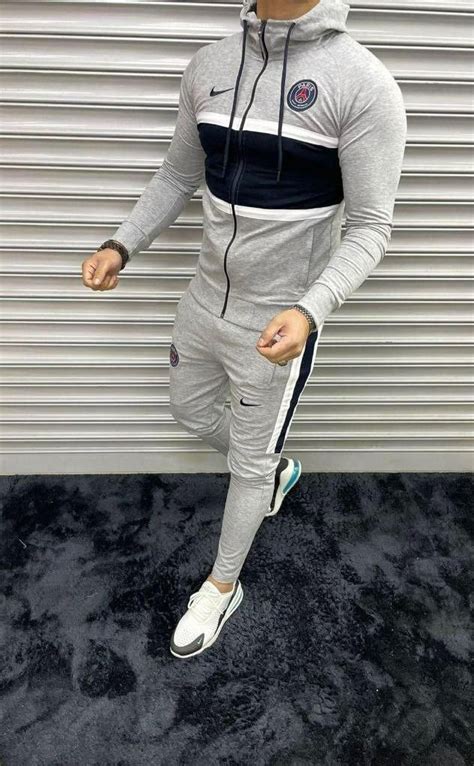 Pin by معا لنرتقي on أزياء الرجال Tracksuits for men Tracksuit for