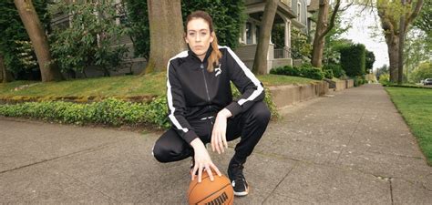 Official facebook page for breanna stewart for pr or business inquiries please contact. Modaes.es - Look | Museos, libros e historia de moda