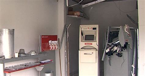 g1 ladrões explodem caixa eletrônico de agência bancária em estreito sp notícias em