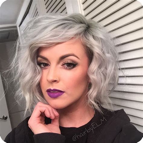 Uneven cuts also works with a number of hair types, including fine, thick, curly, wavy and straight. Asymmetrical Wavy Bob #assymetricalbob #wavy #grey #green ...