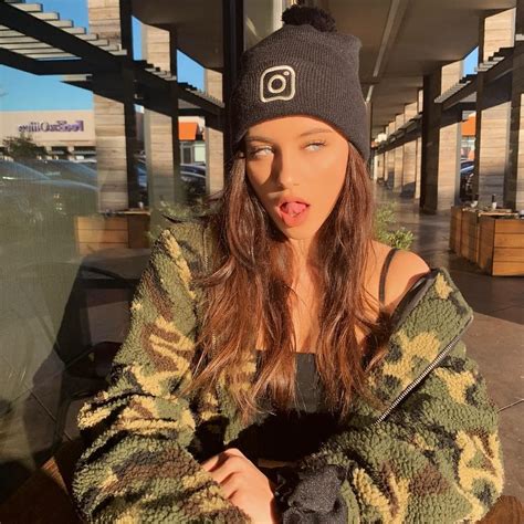 Elle Danjean On Instagram “hey 2019 Ive Been Waiting For Ya” Profile Pictures Instagram