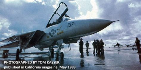 The Story Of The Us Navy F 14 Tomcat Aircrew That Inspired The