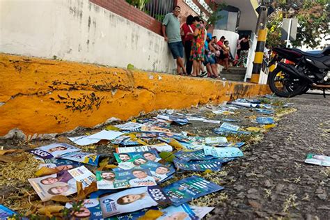 Mp Aciona Candidatos Por “santinhos” Nas Ruas 08102018 Notícia Tribuna Do Norte