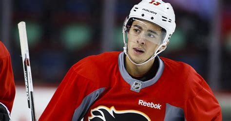 His numbers are down but they're not ridiculously bad. Hockey30 | Johnny Gaudreau à Philadelphie....comme ...
