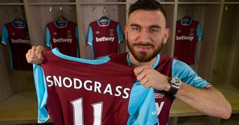West Ham Complete £102million Signing Of Robert Snodgrass From Hull City Mirror Online