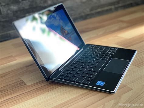 Lenovo Intel Atom X5 Laptop Tablet Punon Perfekt Gjilan