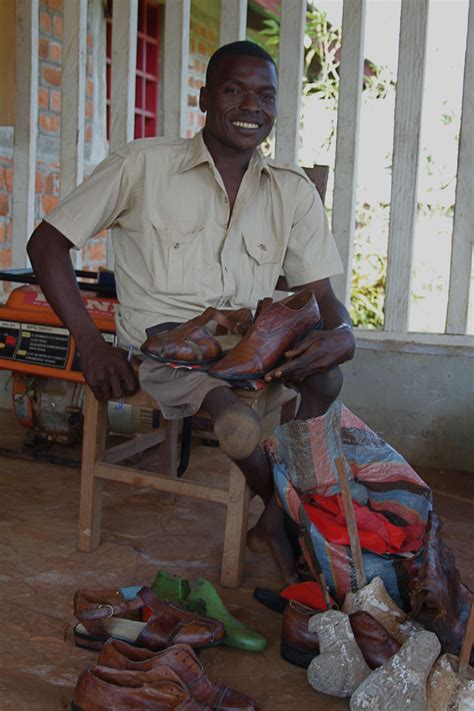 Balia The Shoemaker In Congo Africa By Naomi Norris Modelos