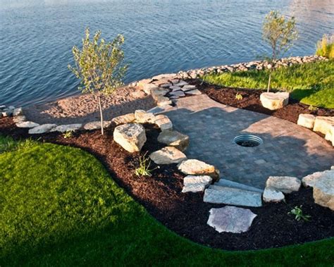 34 Perfect Lakefront Property Landscaping Ideas Lake Landscaping