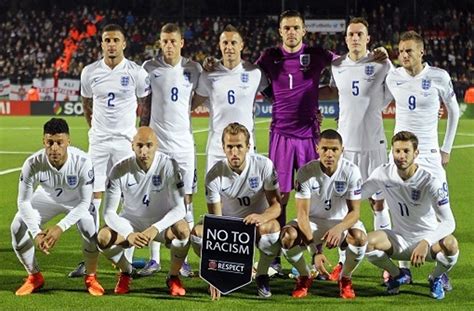 Mit ihren euro 2021 karten für das halbfinale sehen sie europas beste fußballer live im stadion. Fußball-EM 2016: England: Halbfinale? Wir kommen ...