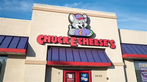 Pandemic Takes A Bite Chuck E Cheese Files For Bankruptcy