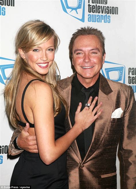 Katie Cassidy Reveals Father David Cassidy S Last Words Daily Mail Online