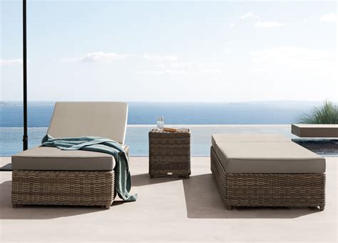 Manutti San Diego Sun Lounger Modern Garden Furniture