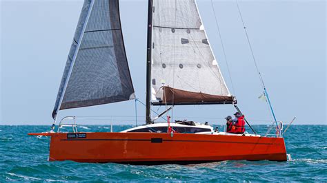 Hunter Channel 31 A Sporty Solidly Built Cruiser Yachting Monthly