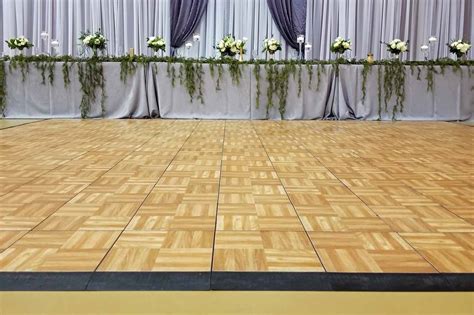 Everyone loves summer parties, and we're sure that many of you out there have tons of stories to tell about the friends and family members you spend time with over this past season. DIY Indoor/Outdoor Dance Floor, Oak Finish | Elite Events ...