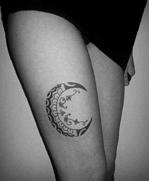 64 Beautiful Crescent Moon Tattoos With Meaning