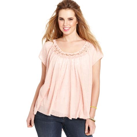 Jessica Simpson Plus Size Shortsleeve Printed Crochet Top In Pink
