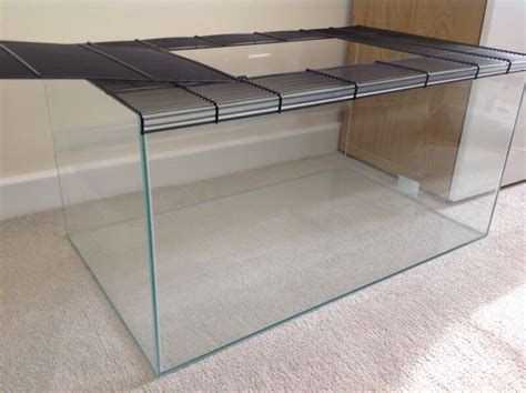 Spacious Glass Hamster Cage Or Gerbilarium In Bletchley