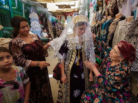 Uzbek Women Shopping A Wedding Dress Bukhara Uzbekistan [1024 768] Traditional Bride Asian