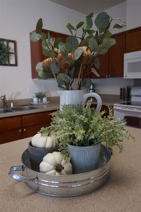 10 Centerpiece Ideas For Kitchen Table