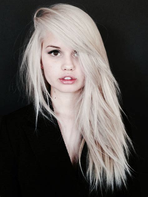 Platinum Blonde Hair 20 Ways To Satisfy Your Whimsical Tastes Hairstyles For Women