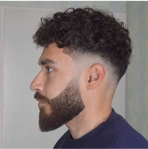 Pin By Dfitbarber On Barber Life Men Haircut Curly Hair Curly Hair