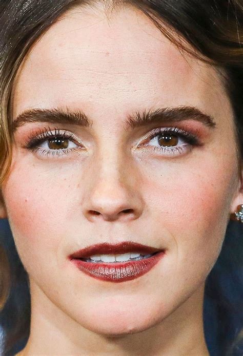 Close Up Of Emma Watson At The 2019 New York Premiere Of Little Women Red Lip Makeup Hair