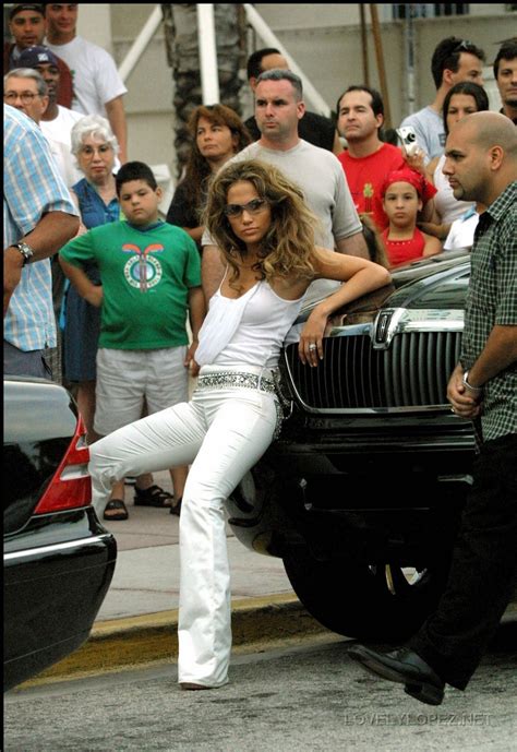 Jennifer Lopez Jennifer Lopez Elle Magazine Fashion M