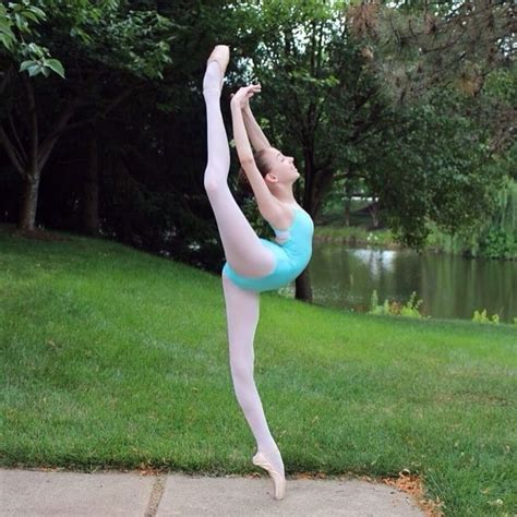 Russianpointegirl Ballerina Katrina 14 Yay Flexible Girls Ballet Beauty Ballet Images