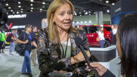 GM delays return-to-office mandate after employee backlash - Auto Recent width=