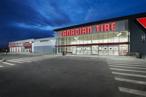 Canadian Tire • MHB PHOTO-GRAF | Calgary Architecture . Corporate Photography