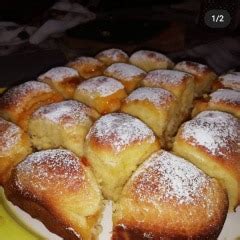 Ricetta Buchteln Dolcetti Di Pasta Lievitata La Ricetta Di Giallozafferano